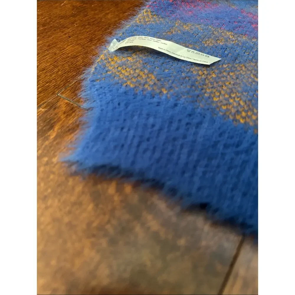 Urban Outfitters Geo Pattern Blanket Scarf